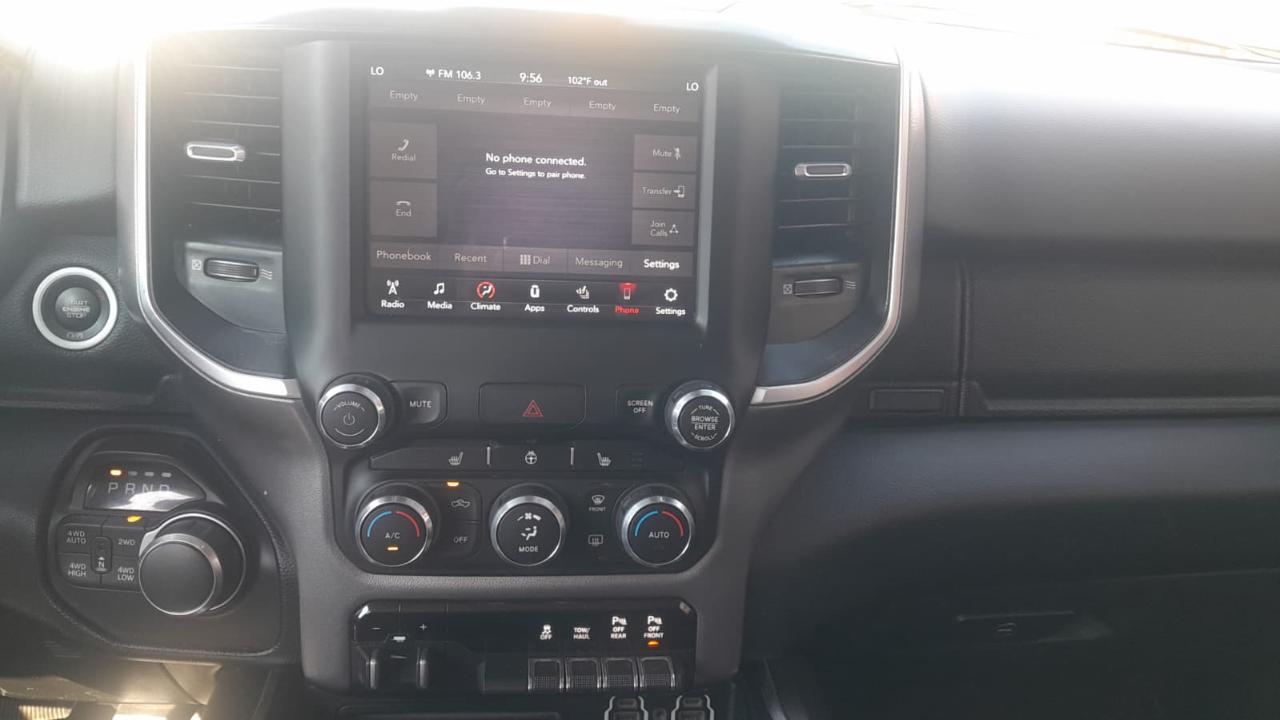 RAM 1500 4WD Crew Cab 140.5" Big Horn 2019