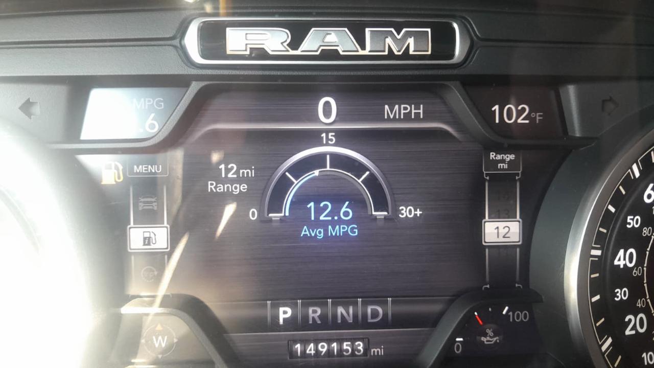 RAM 1500 4WD Crew Cab 140.5" Big Horn 2019