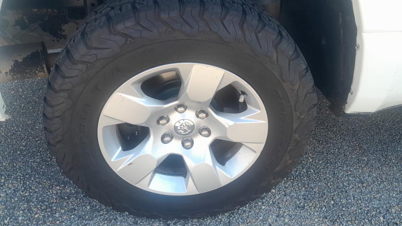 RAM 1500 4WD Crew Cab 140.5" Big Horn 2019