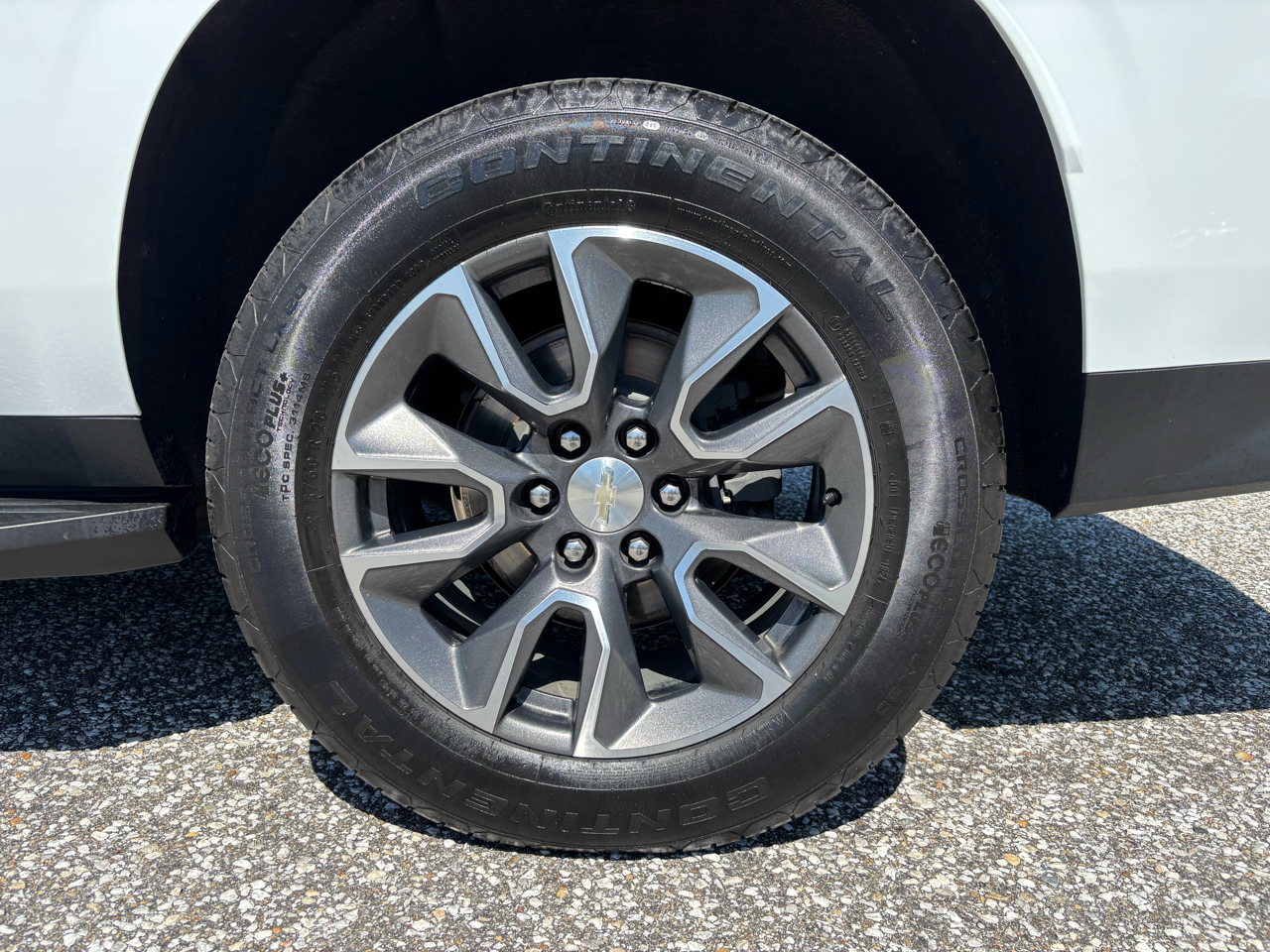 2021 Chevrolet Suburban LT photo 31