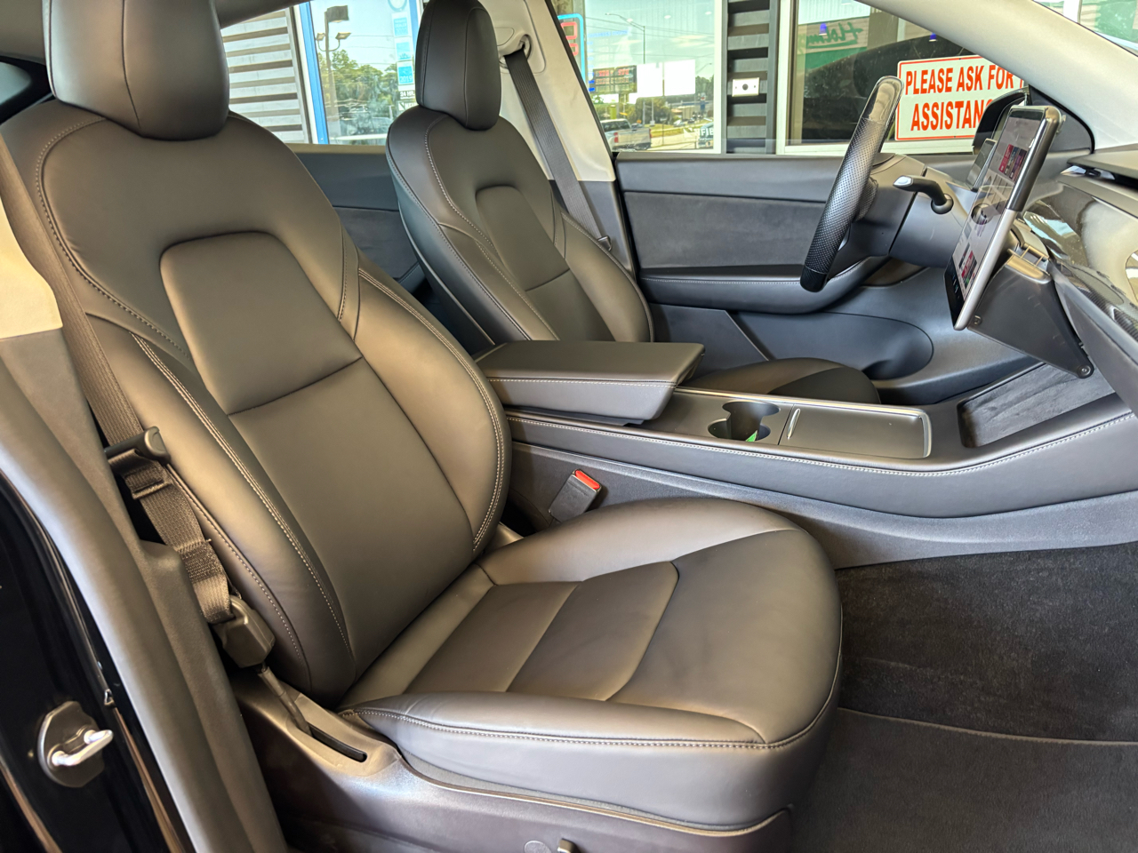 2021 Tesla Model Y Performance photo 15