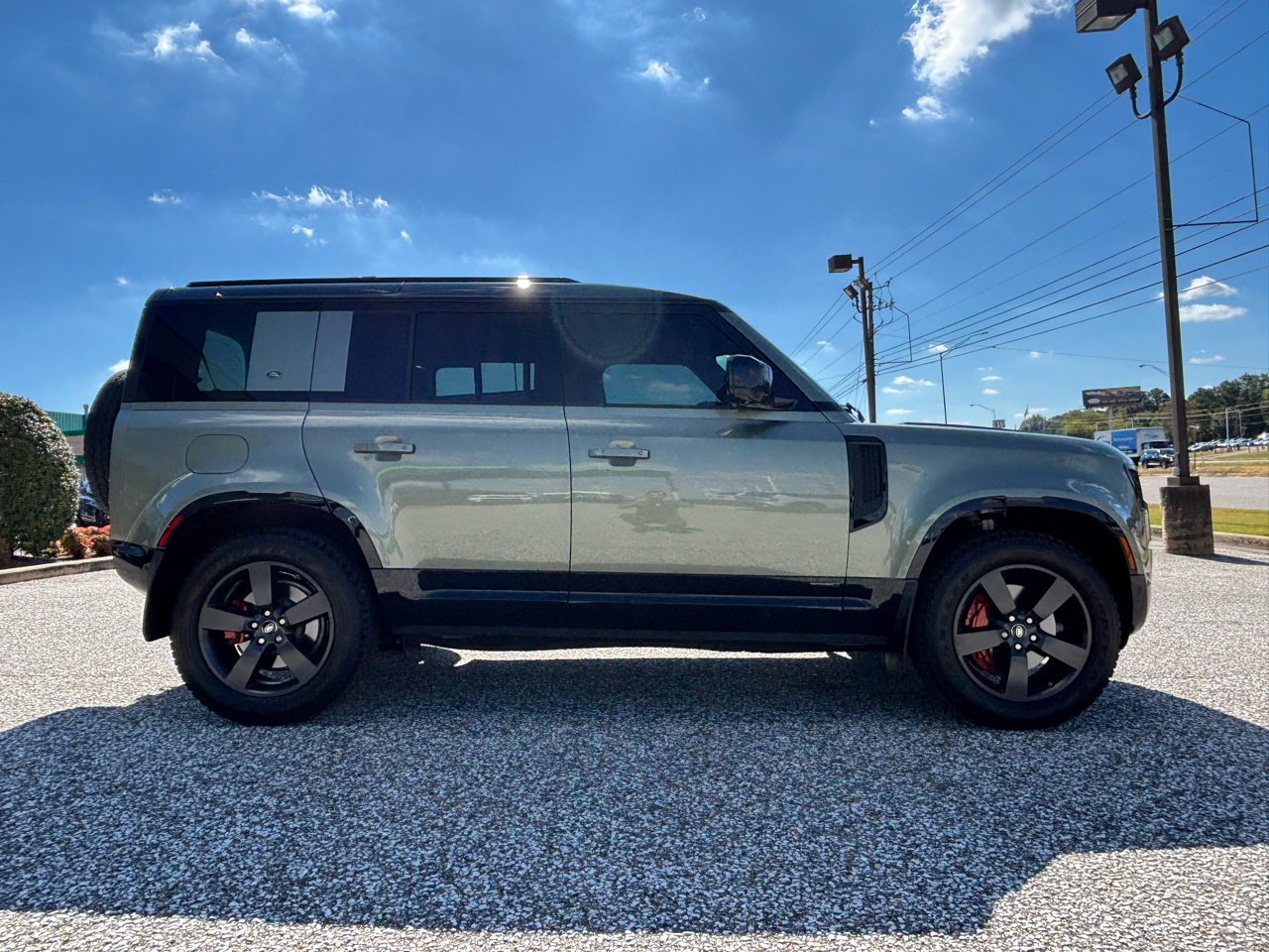 2020 Land Rover Defender 110 X photo 3