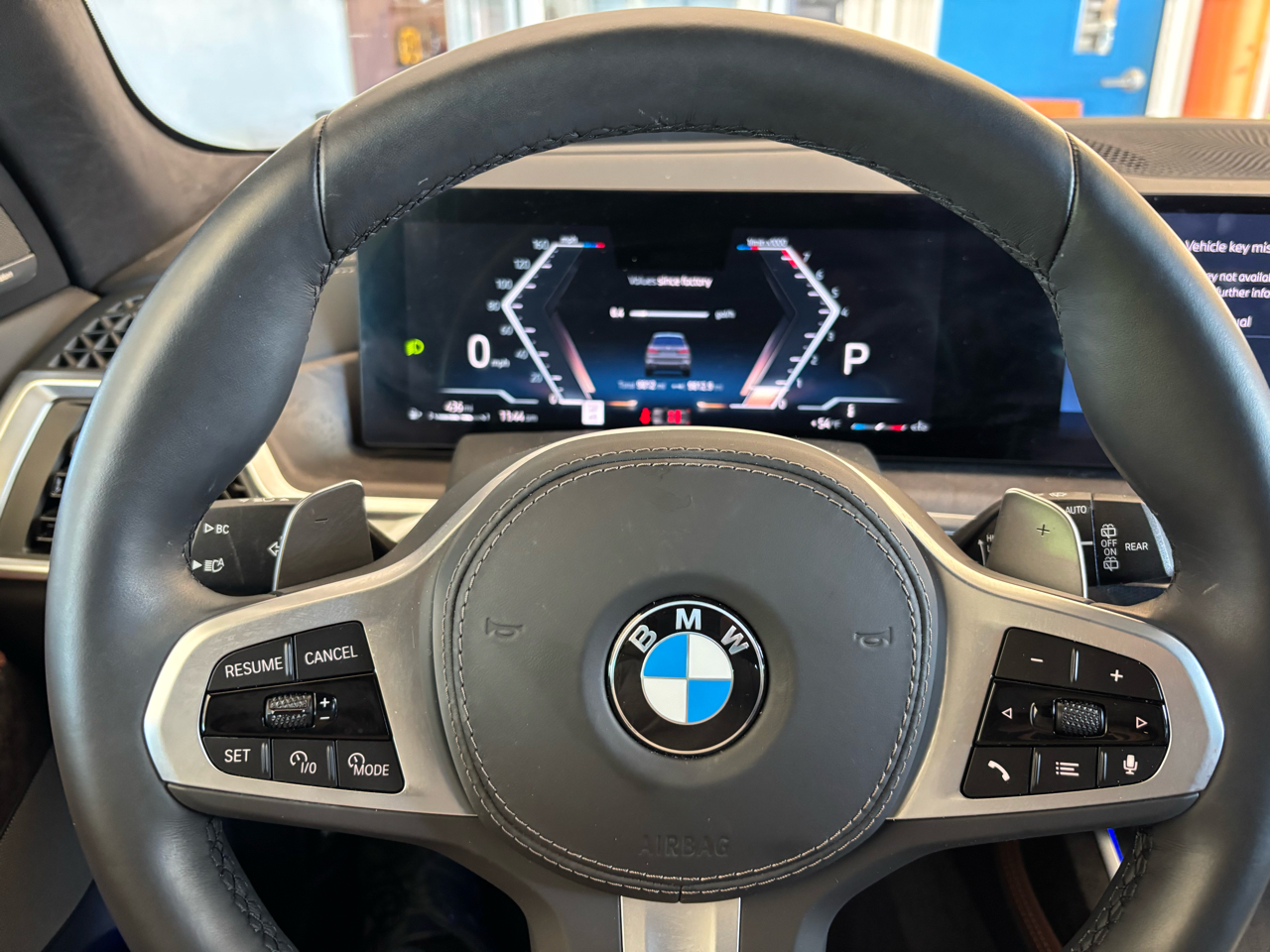 BMW X7 xDrive40i Sports Activity Vehicle 2025