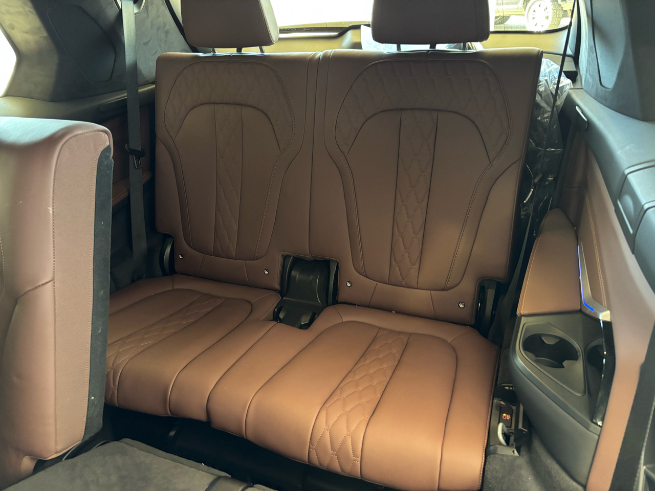 BMW X7 xDrive40i Sports Activity Vehicle 2025