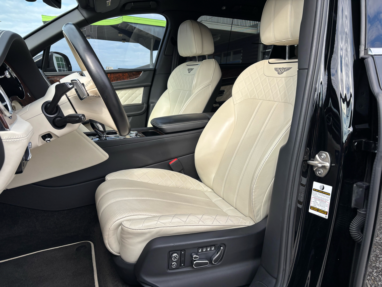 Bentley Bentayga Mulliner AWD 2018