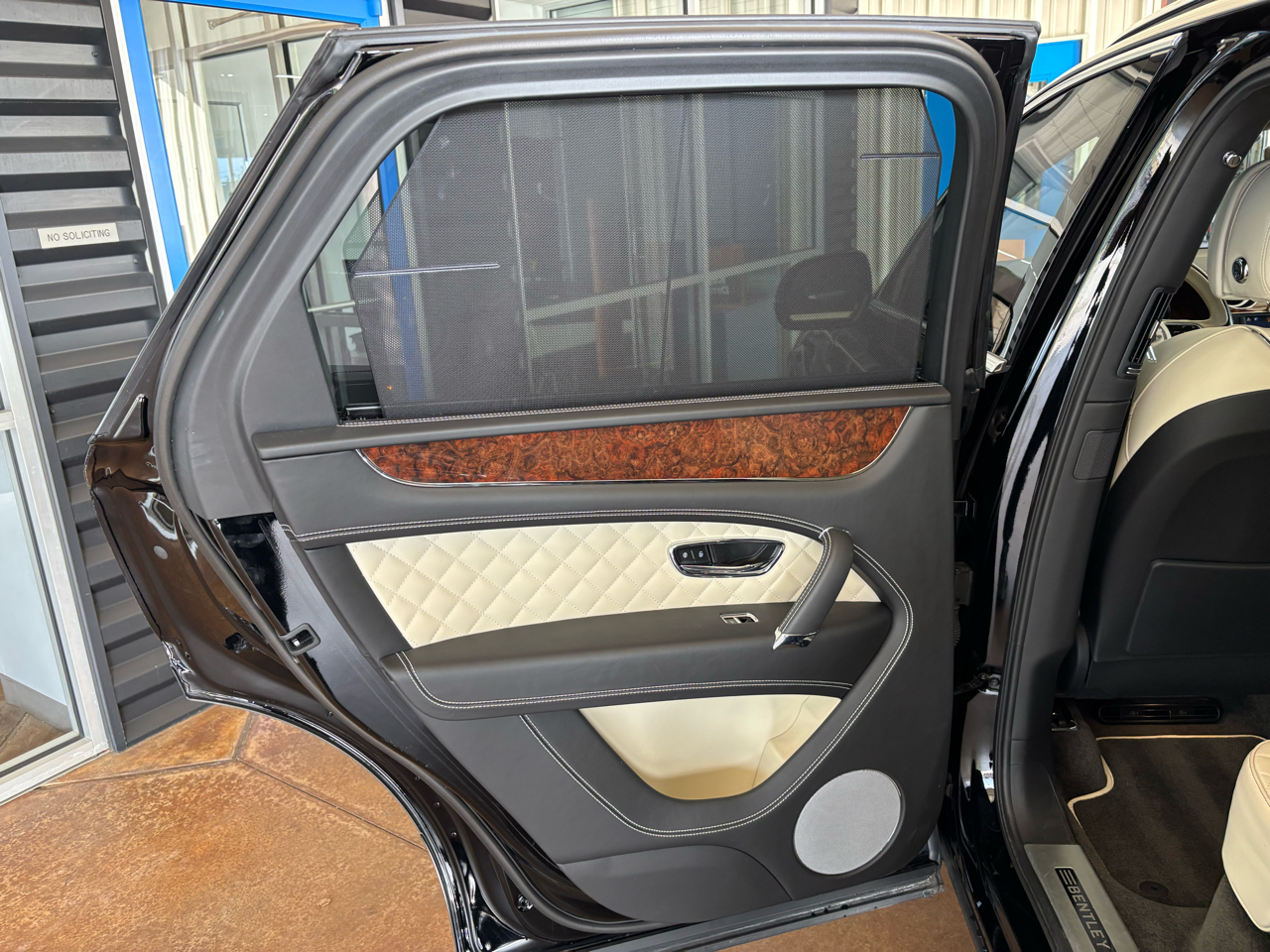 Bentley Bentayga Mulliner AWD 2018