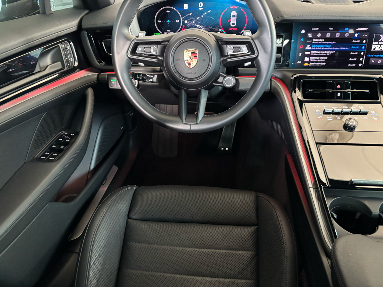 Porsche Panamera RWD 2025