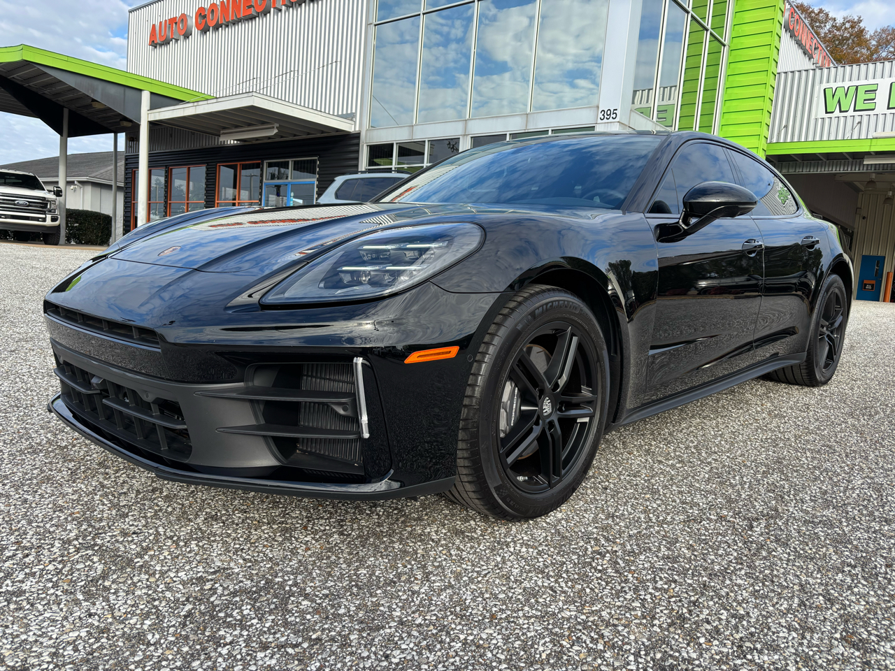 Porsche Panamera RWD 2025