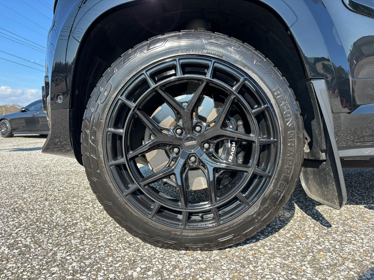 Land Rover Defender 110 P525 V8 Carpathian Edition 2024