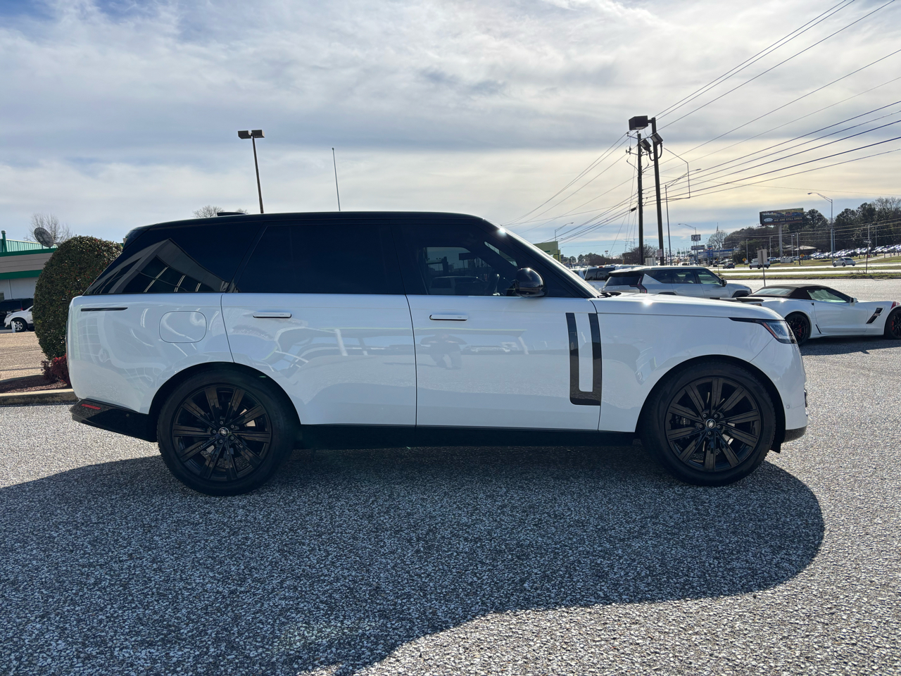 Land Rover Range Rover P400 SE SWB 2023