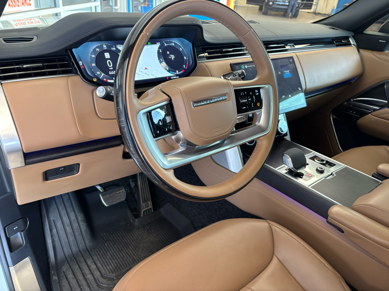 Land Rover Range Rover P400 SE SWB 2023