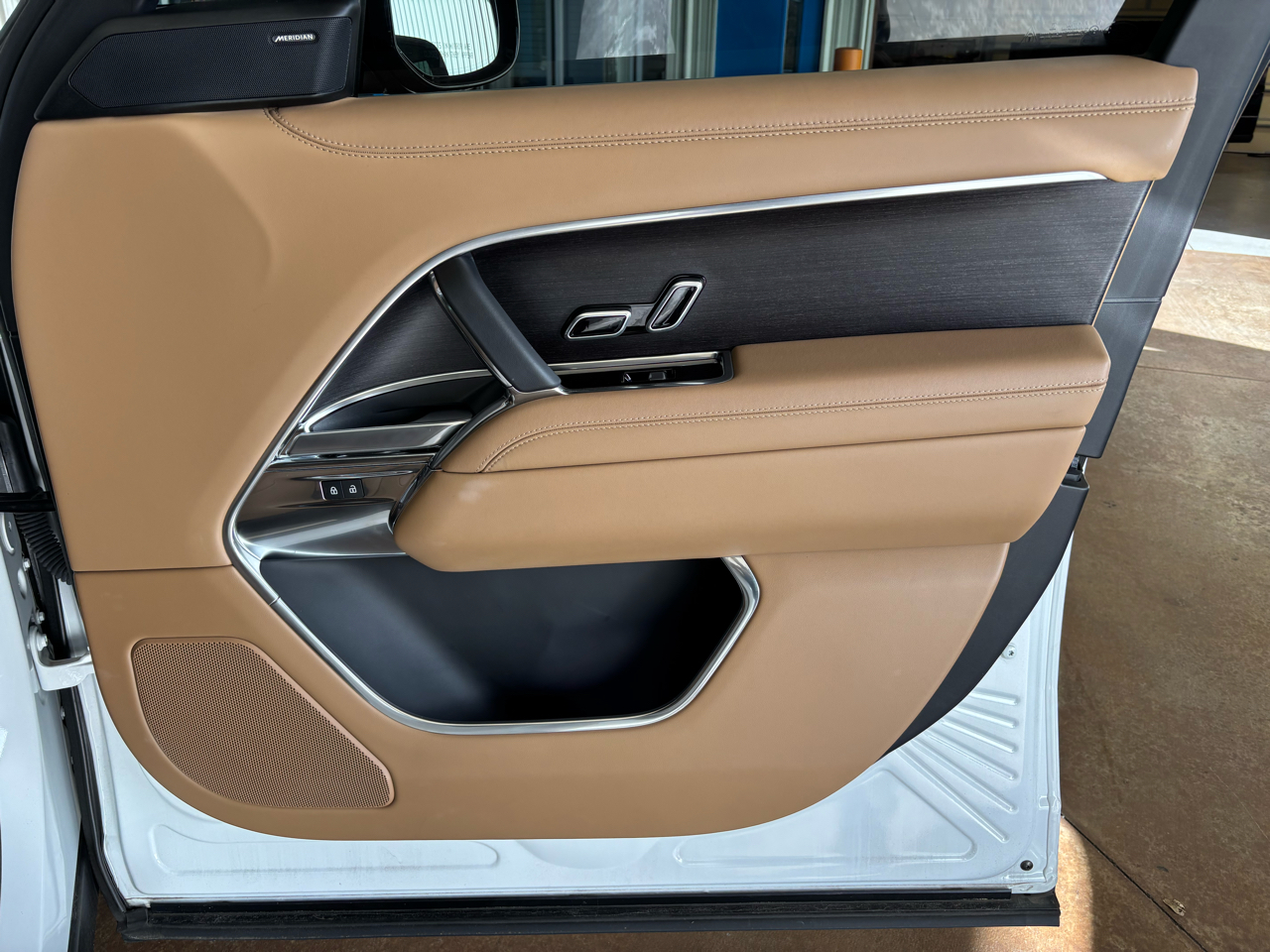 Land Rover Range Rover P400 SE SWB 2023