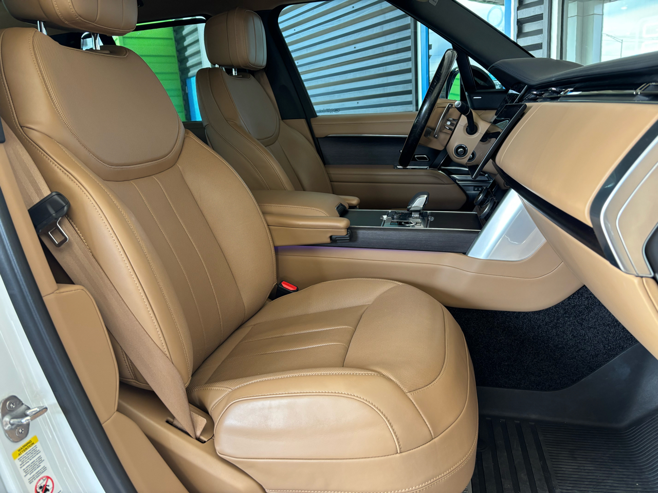 Land Rover Range Rover P400 SE SWB 2023