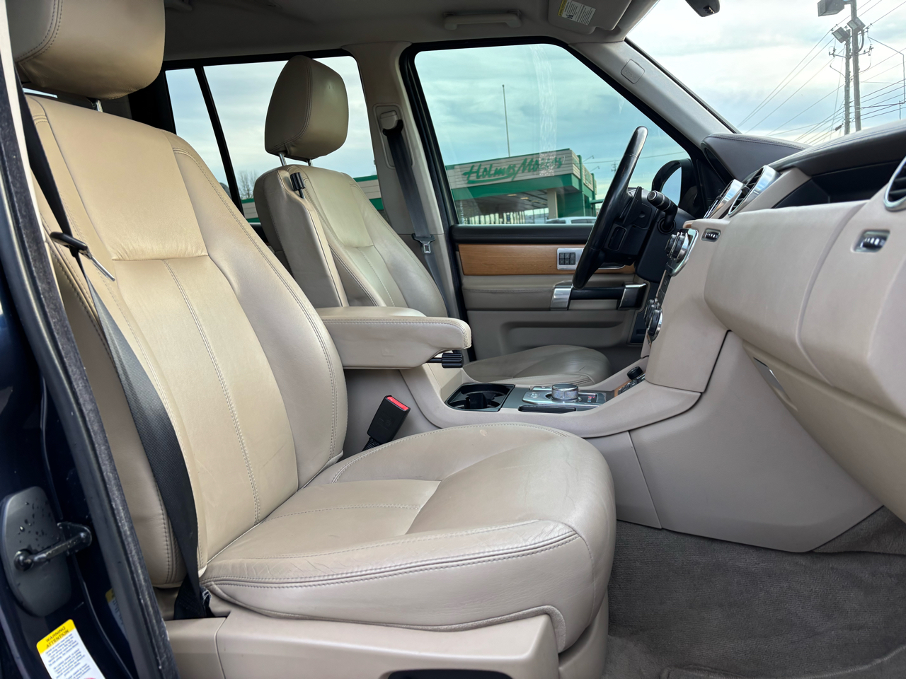 Land Rover LR4 4WD 4dr LUX 2014