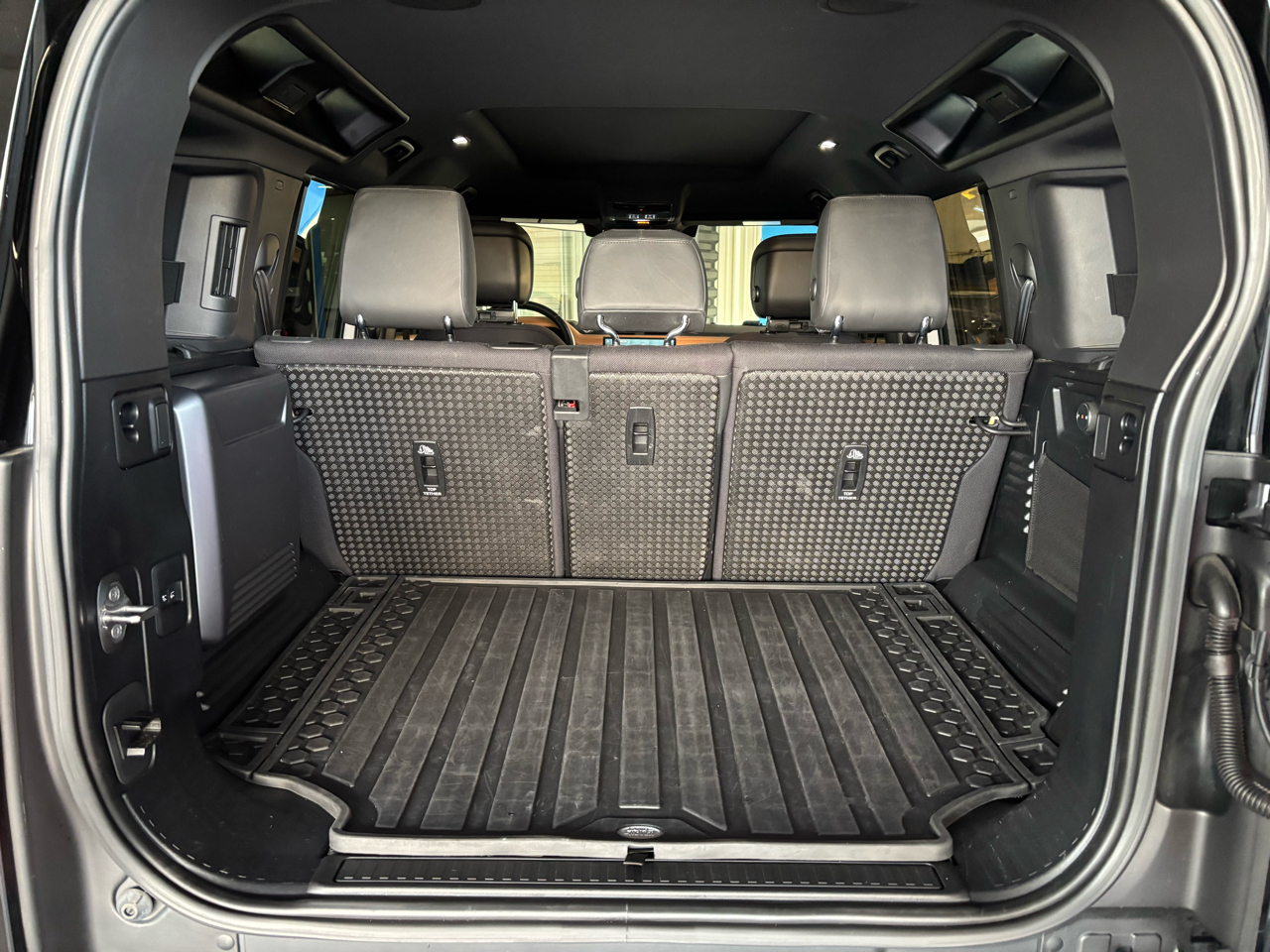 Land Rover Defender 110 X AWD 2023