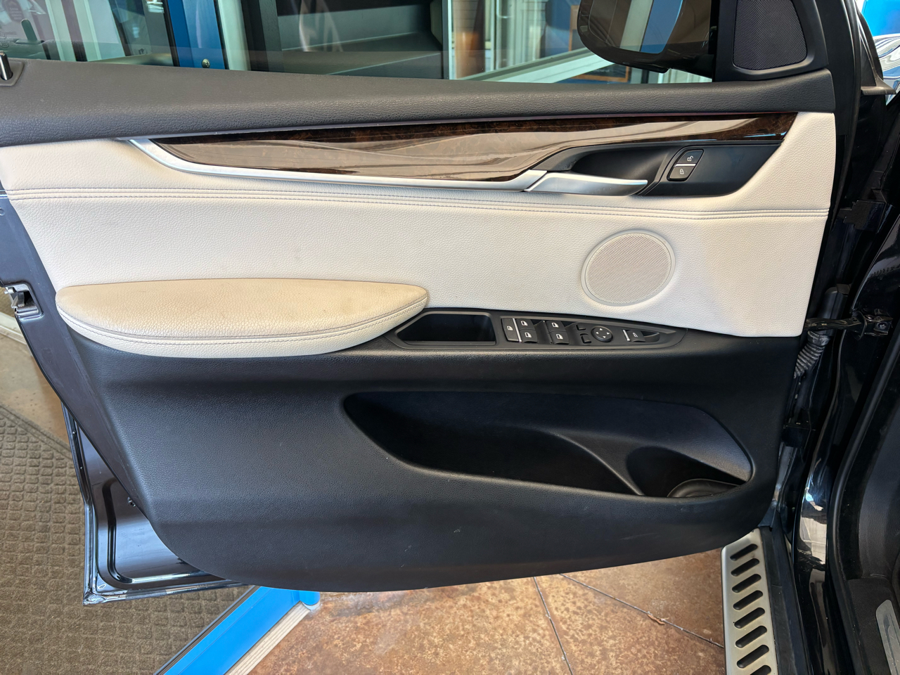 BMW X5 AWD 4dr xDrive50i 2014