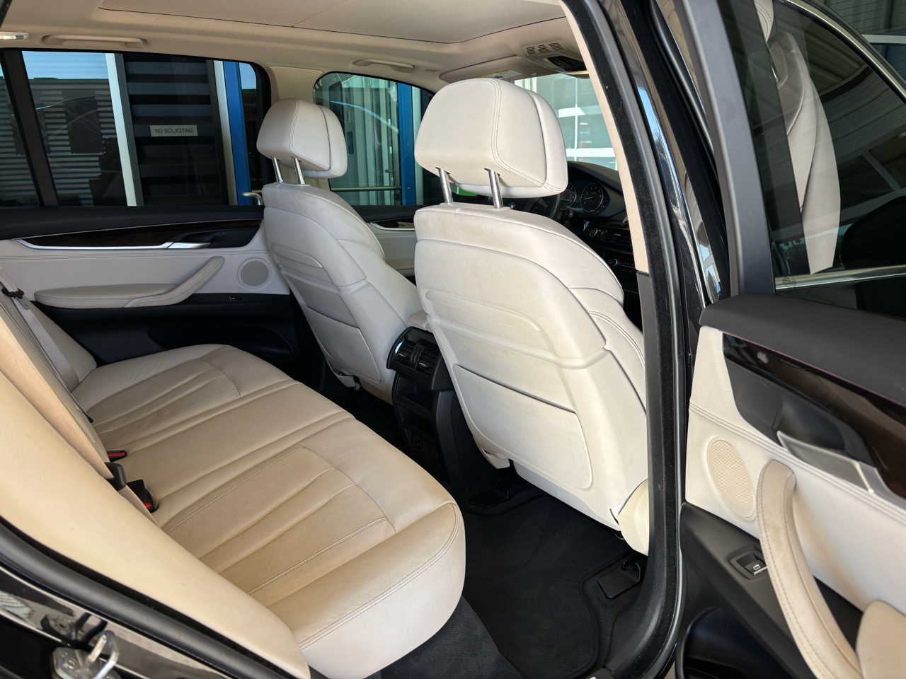 BMW X5 AWD 4dr xDrive50i 2014