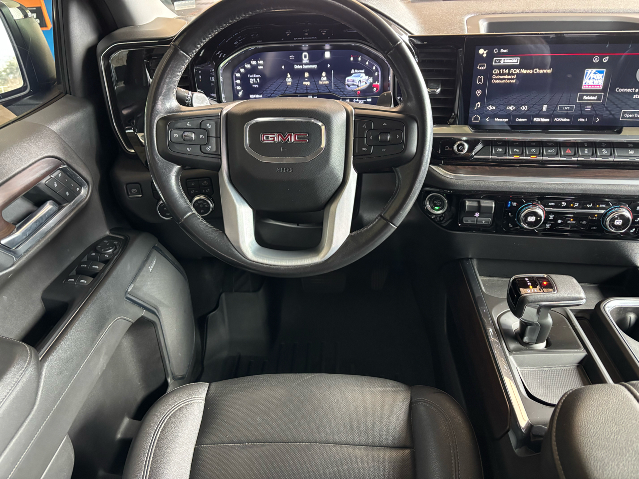 GMC Sierra 1500 4WD Crew Cab 147" SLT 2022