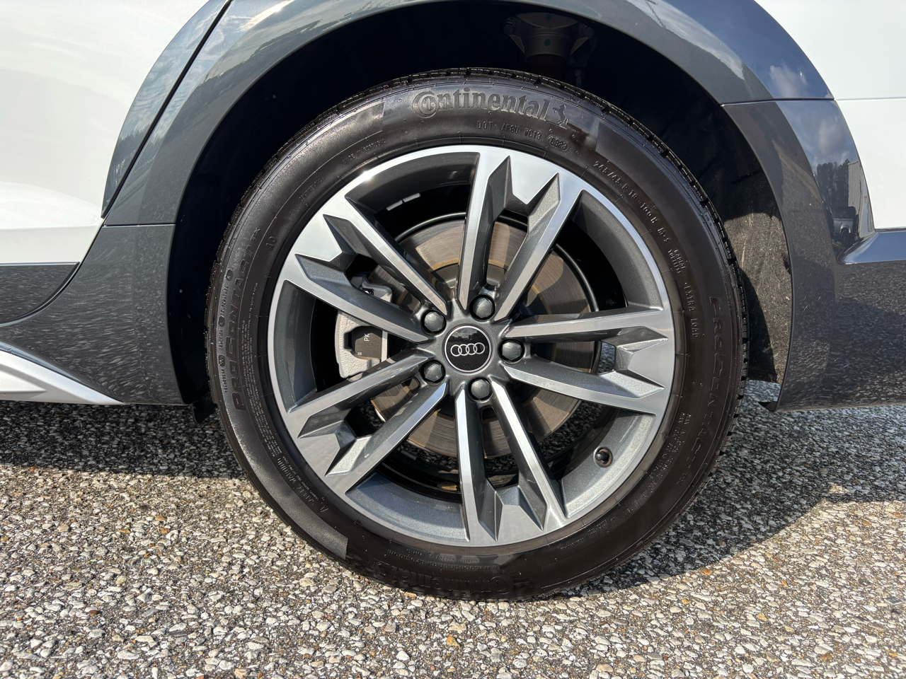 Audi A4 allroad Premium Plus 45 TFSI quattro 2023