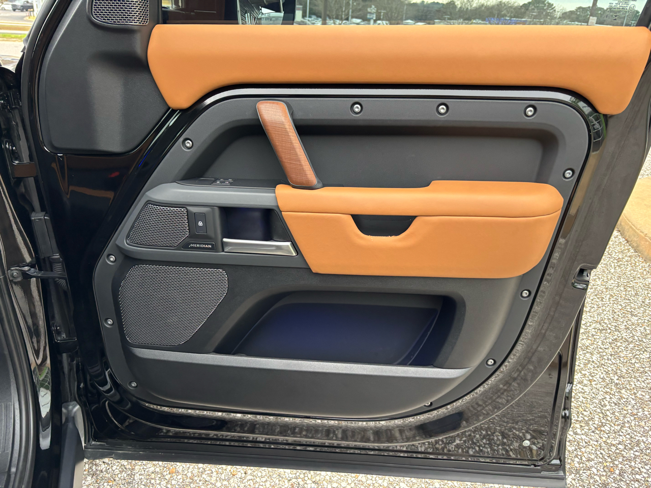 Land Rover Defender 110 P400 X 2024