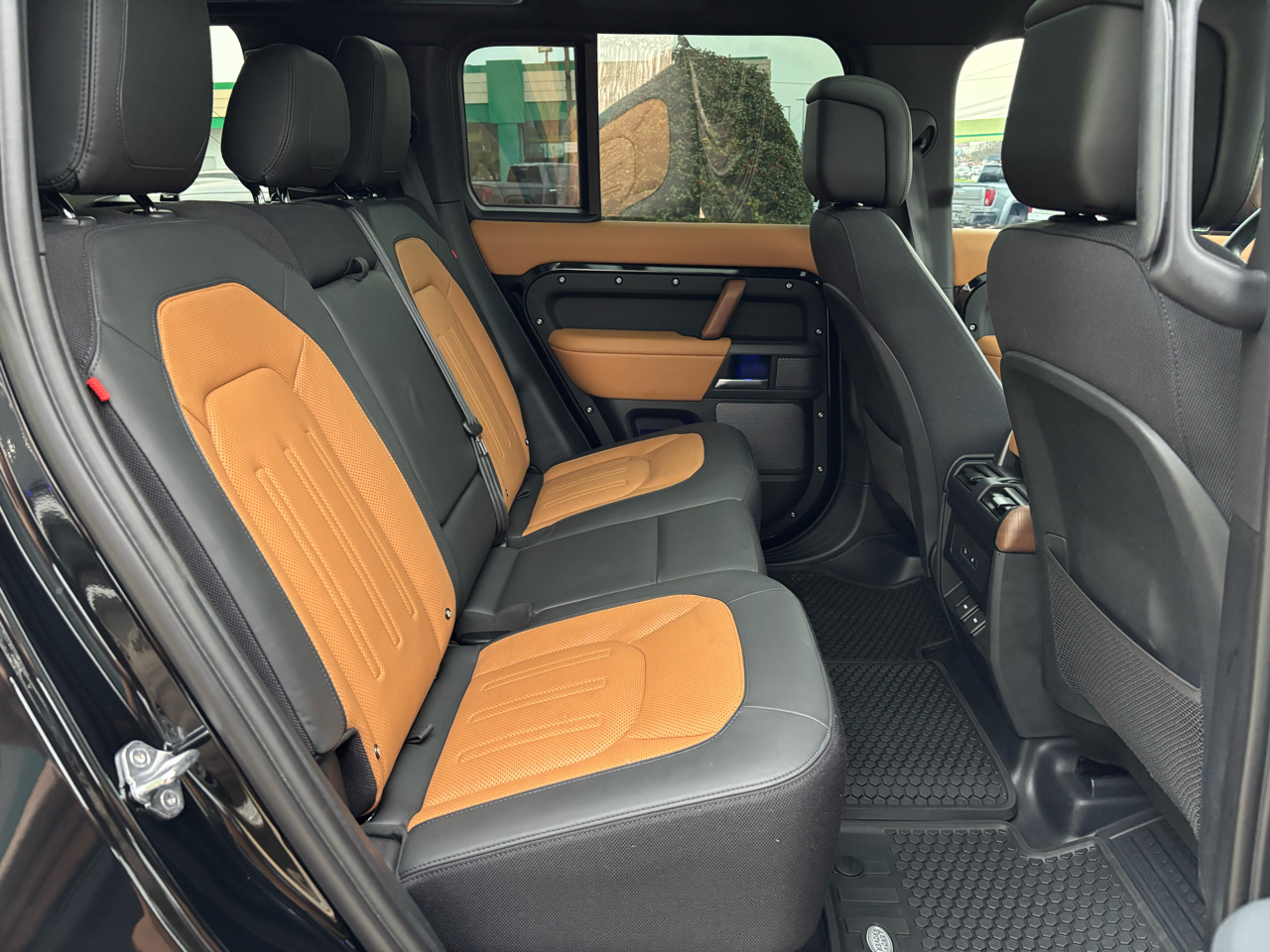 Land Rover Defender 110 P400 X 2024