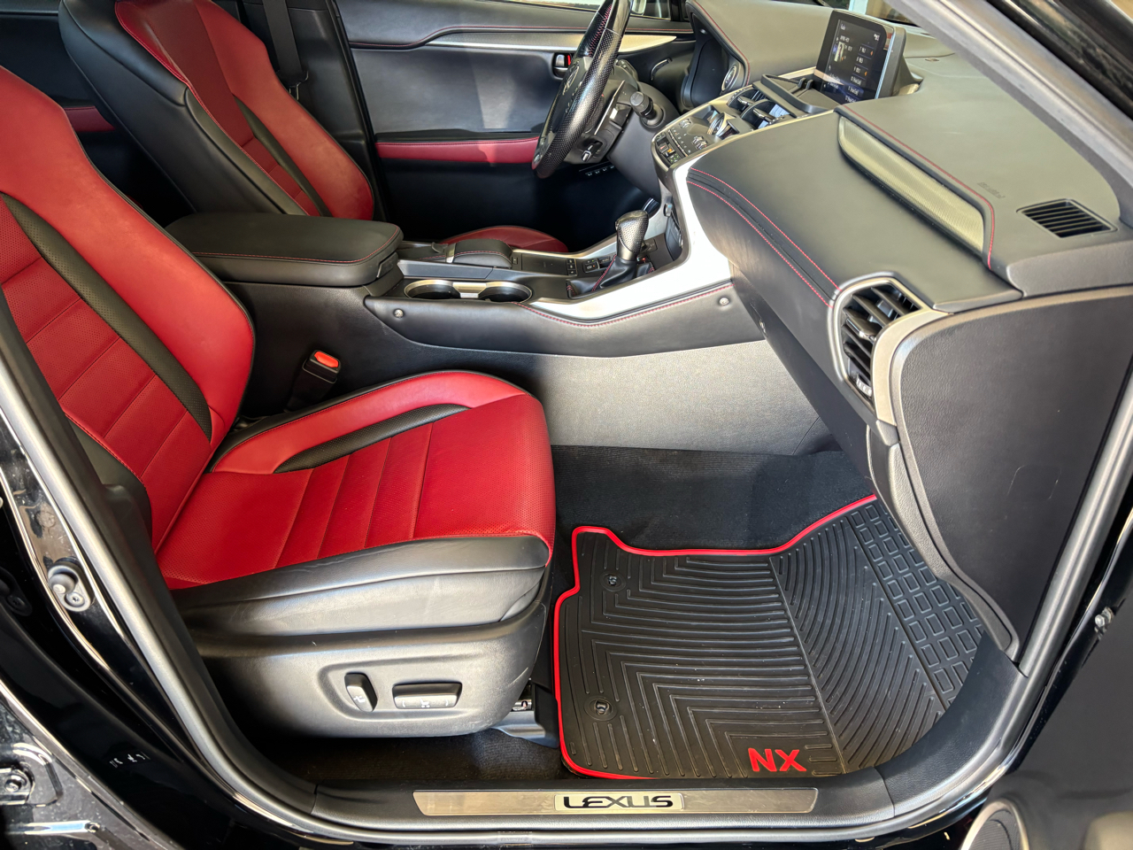 Lexus NX NX 300 F Sport FWD 2020