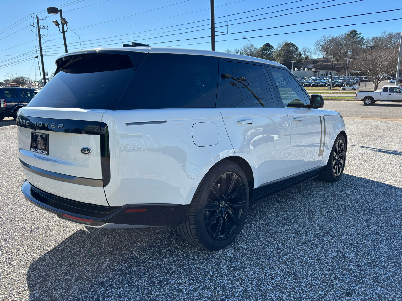 Land Rover Range Rover P400 SE SWB 2023