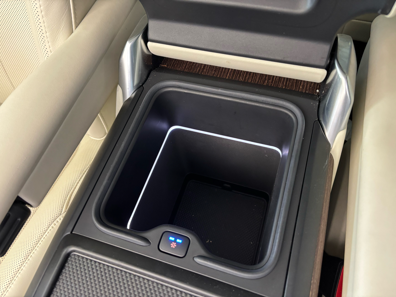 Land Rover Range Rover P400 SE SWB 2023