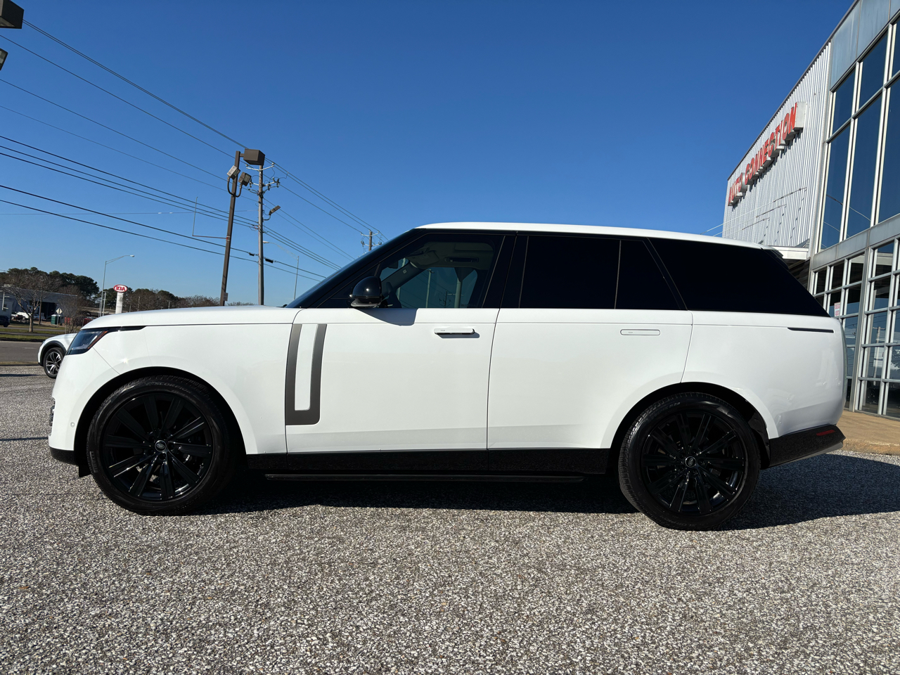 Land Rover Range Rover P400 SE SWB 2023