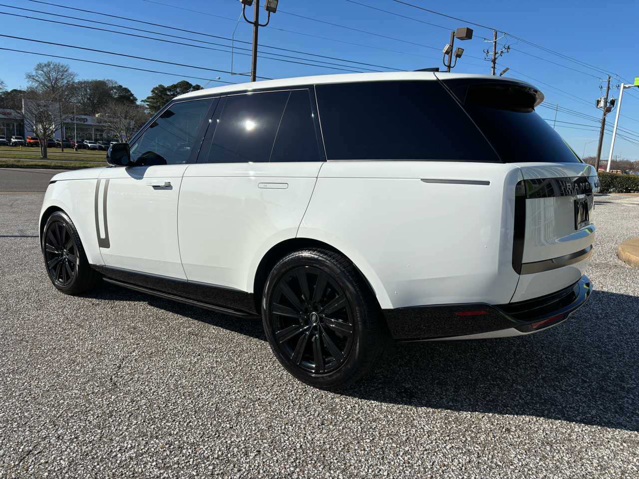 Land Rover Range Rover P400 SE SWB 2023