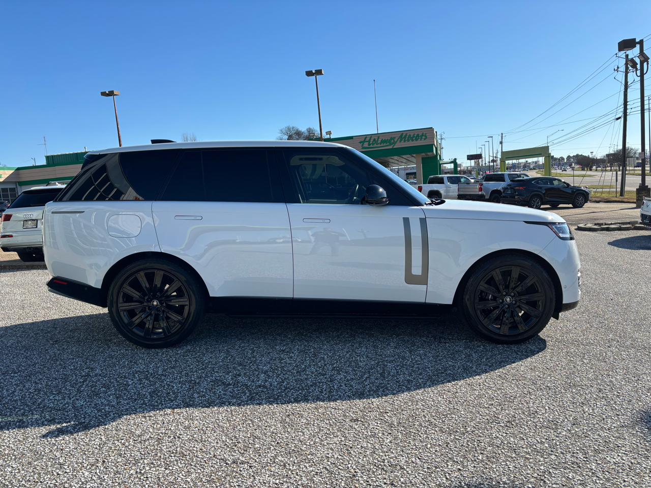 Land Rover Range Rover P400 SE SWB 2023