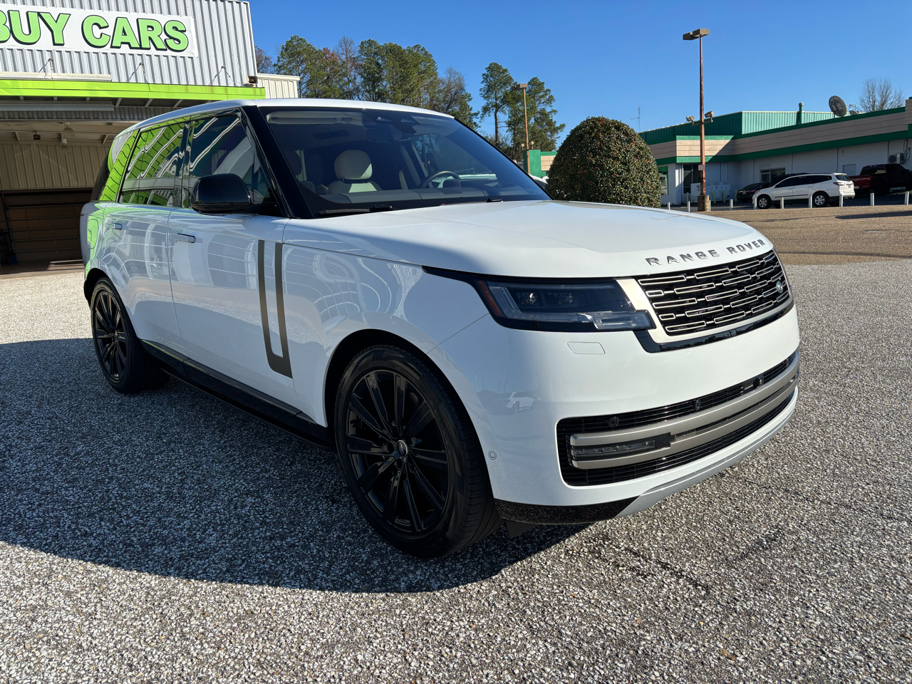 Land Rover Range Rover P400 SE SWB 2023