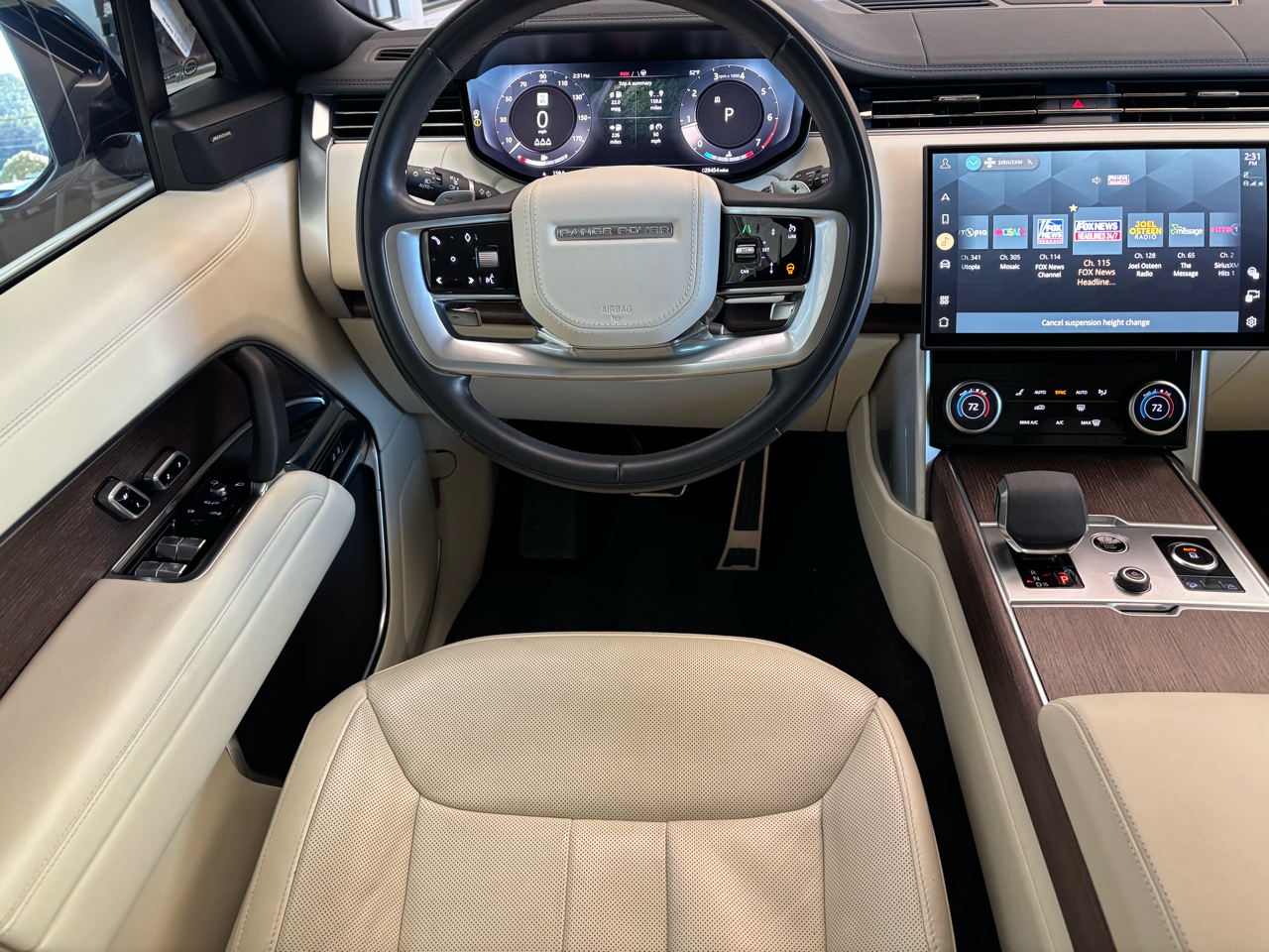 Land Rover Range Rover P400 SE SWB 2023