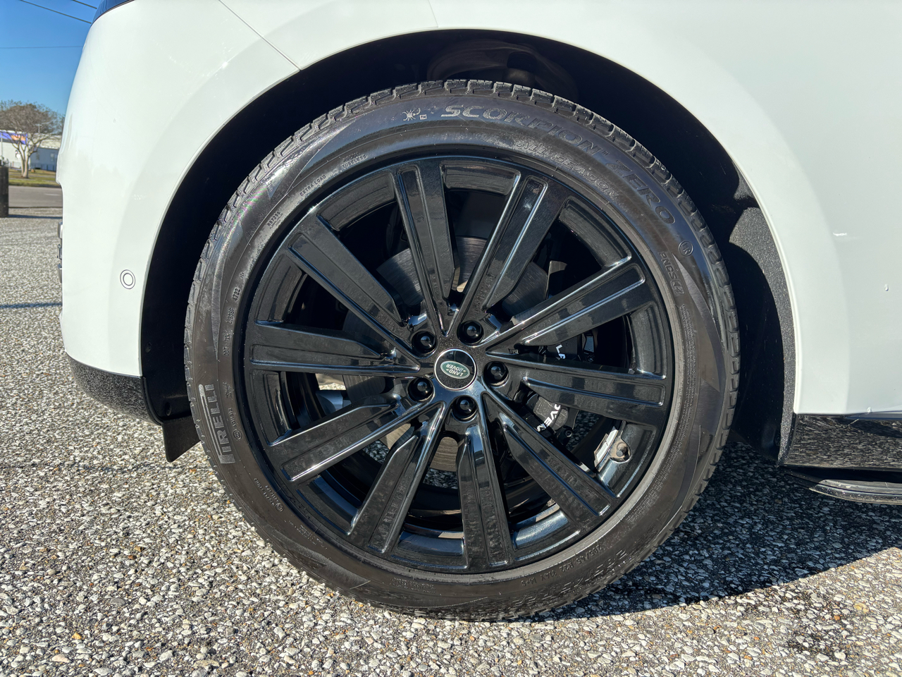 Land Rover Range Rover P400 SE SWB 2023