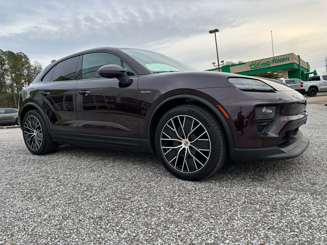 Porsche Macan Electric 4 AWD 2024