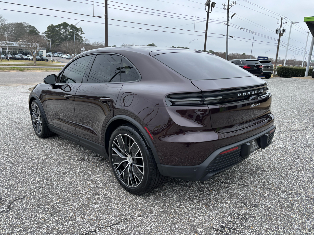 Porsche Macan Electric 4 AWD 2024