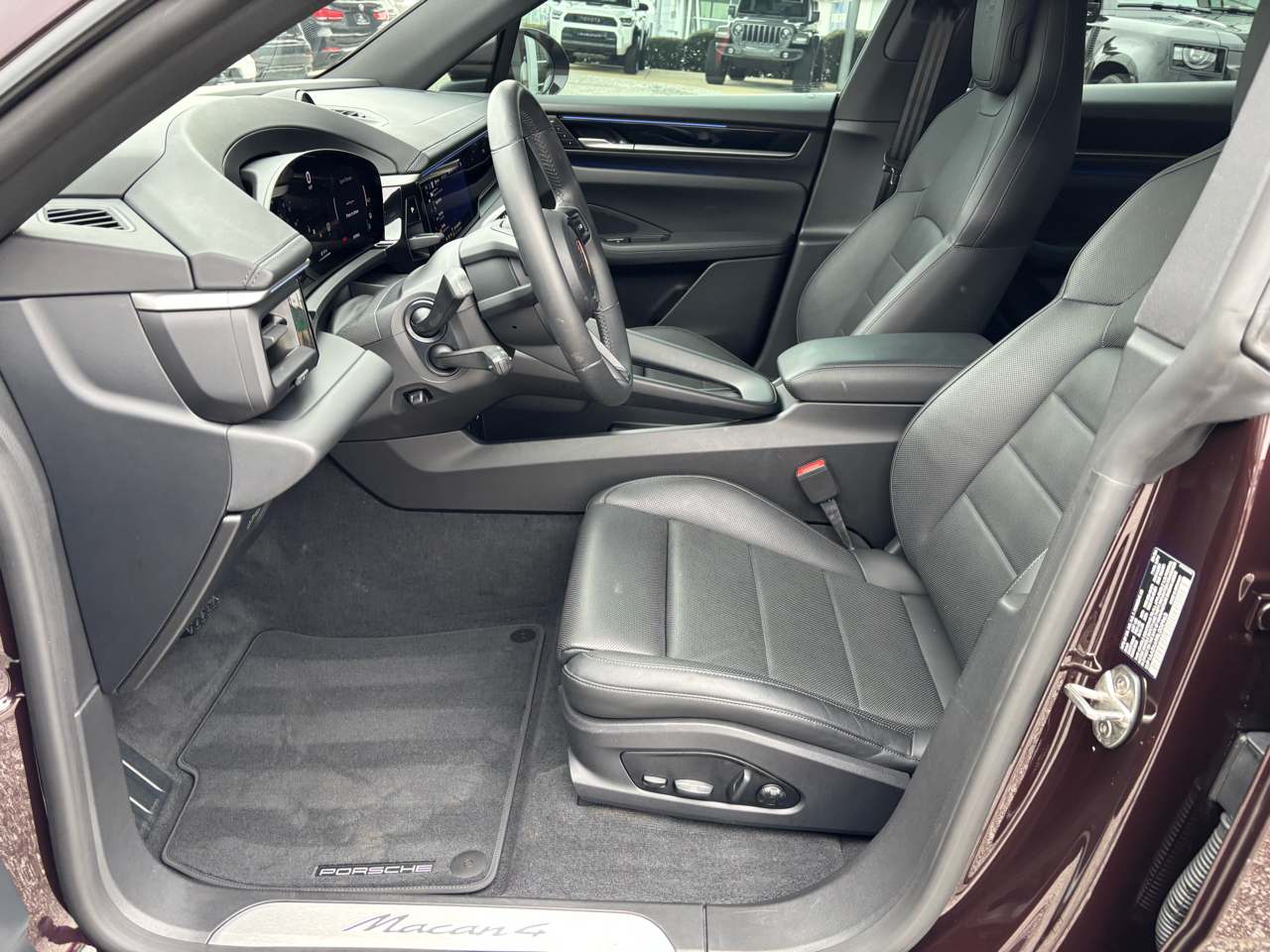 Porsche Macan Electric 4 AWD 2024