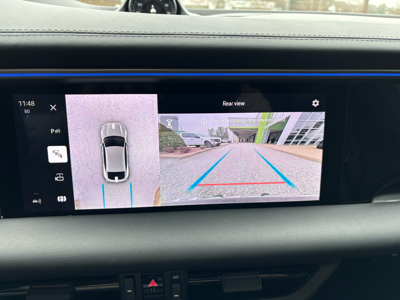 Porsche Macan Electric 4 AWD 2024