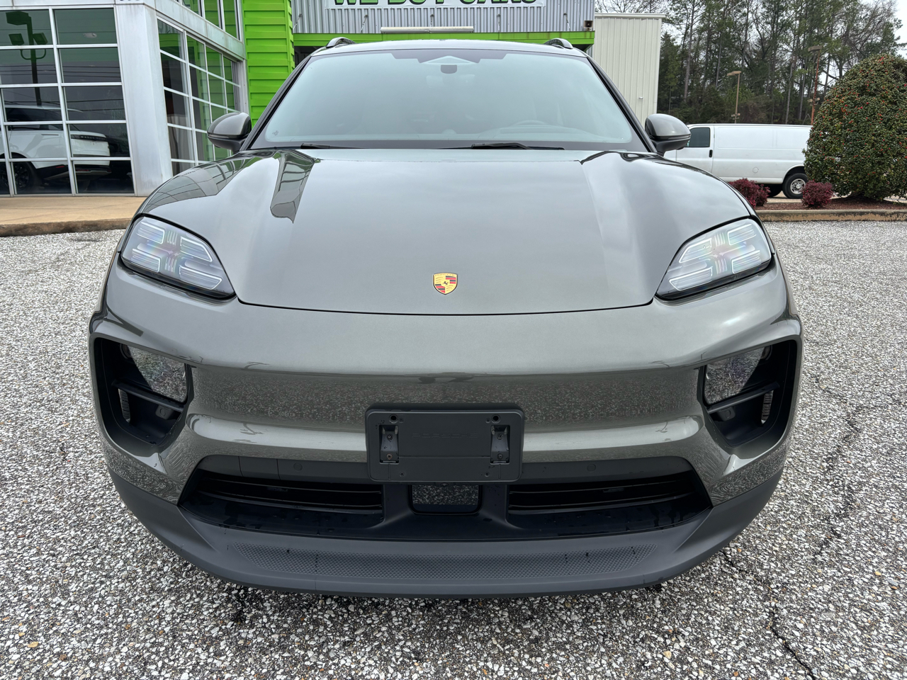 Porsche Macan Electric 4 AWD 2024