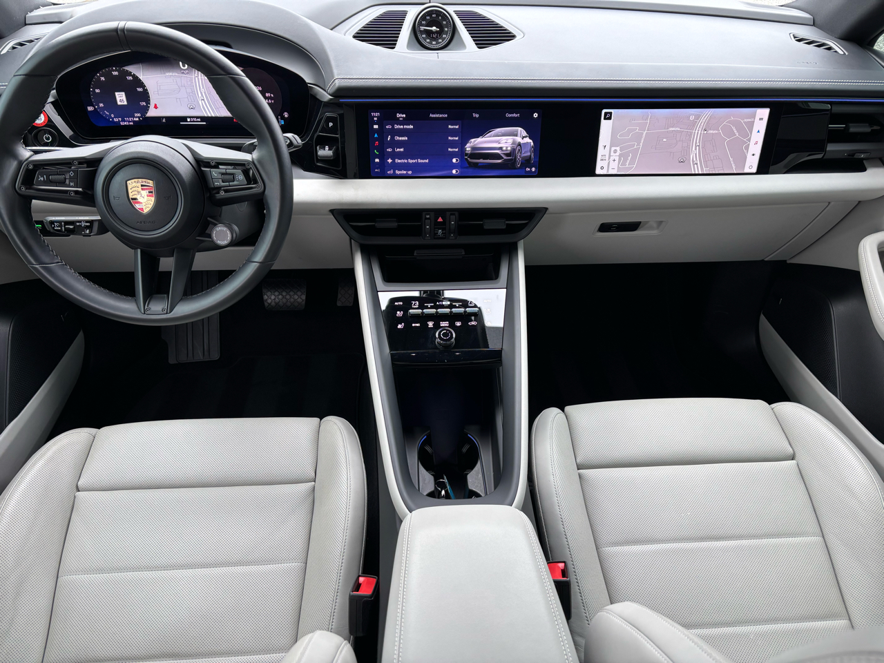 Porsche Macan Electric 4 AWD 2024