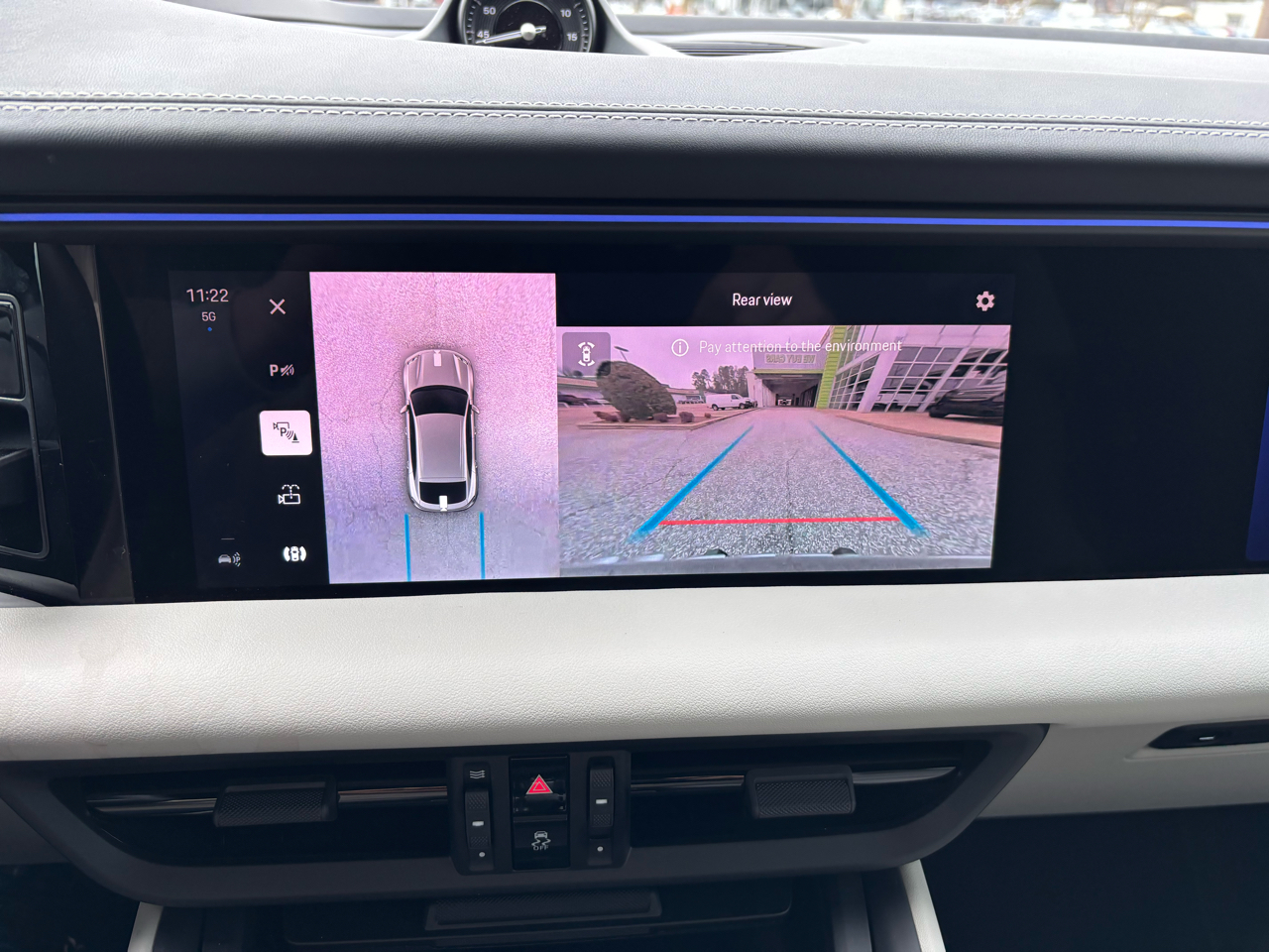 Porsche Macan Electric 4 AWD 2024