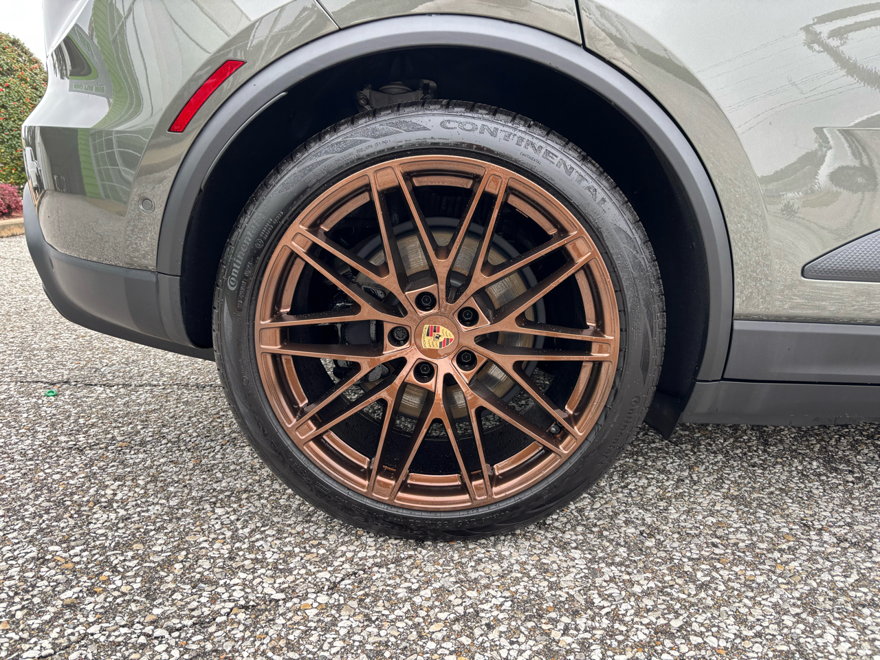 Porsche Macan Electric 4 AWD 2024