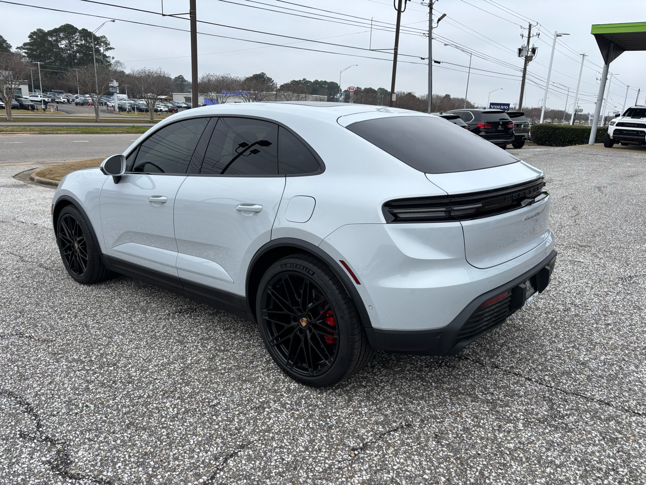 Porsche Macan Electric 4S AWD 2025