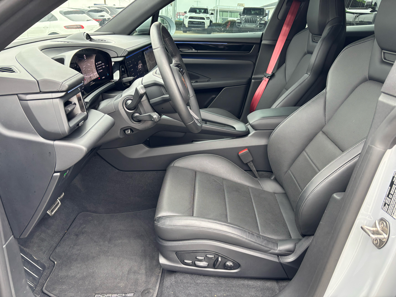 Porsche Macan Electric 4S AWD 2025