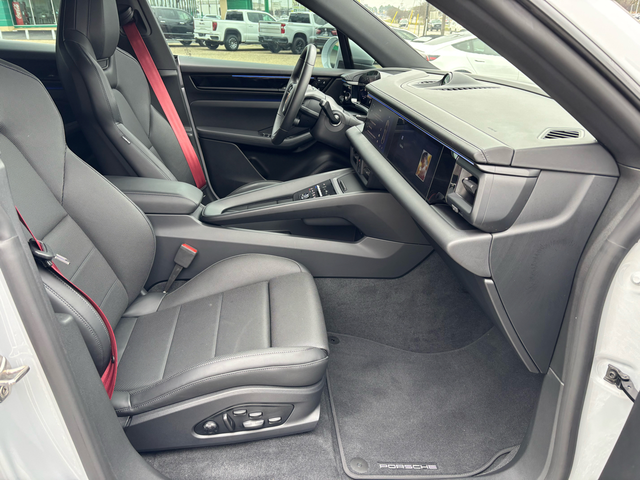 Porsche Macan Electric 4S AWD 2025