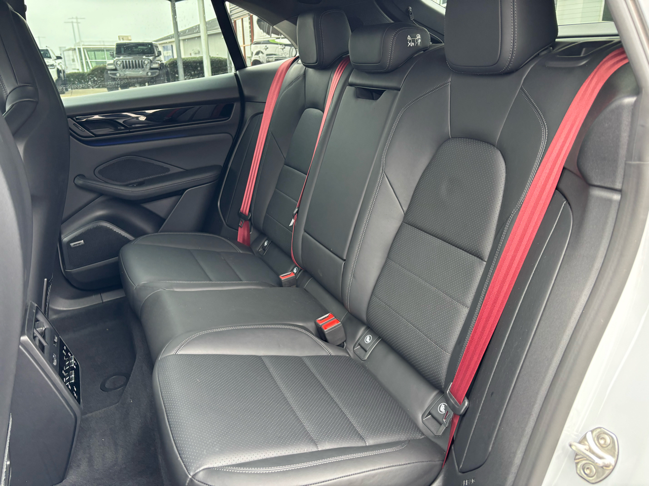 Porsche Macan Electric 4S AWD 2025