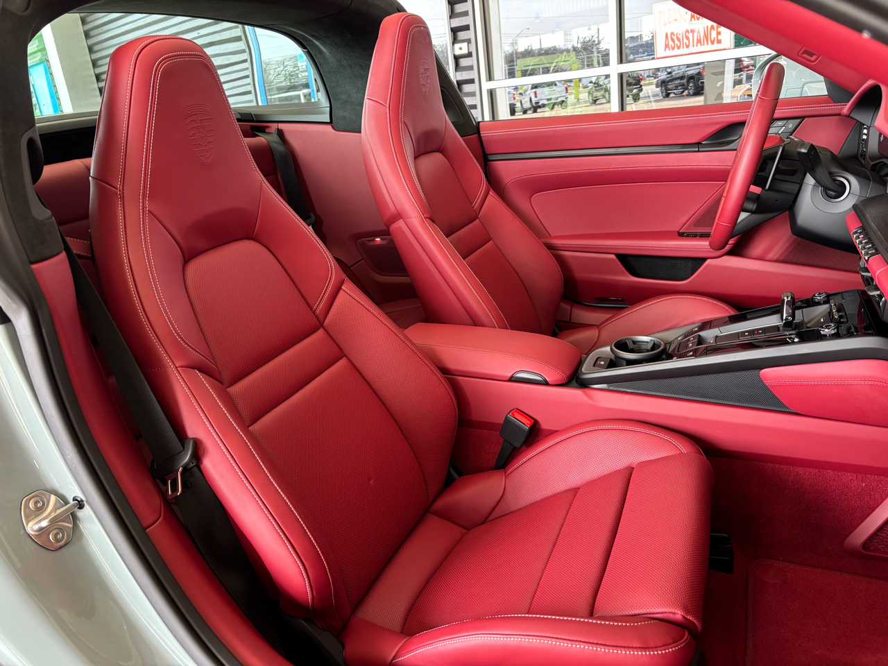 Porsche 911 Targa 4 GTS 2025