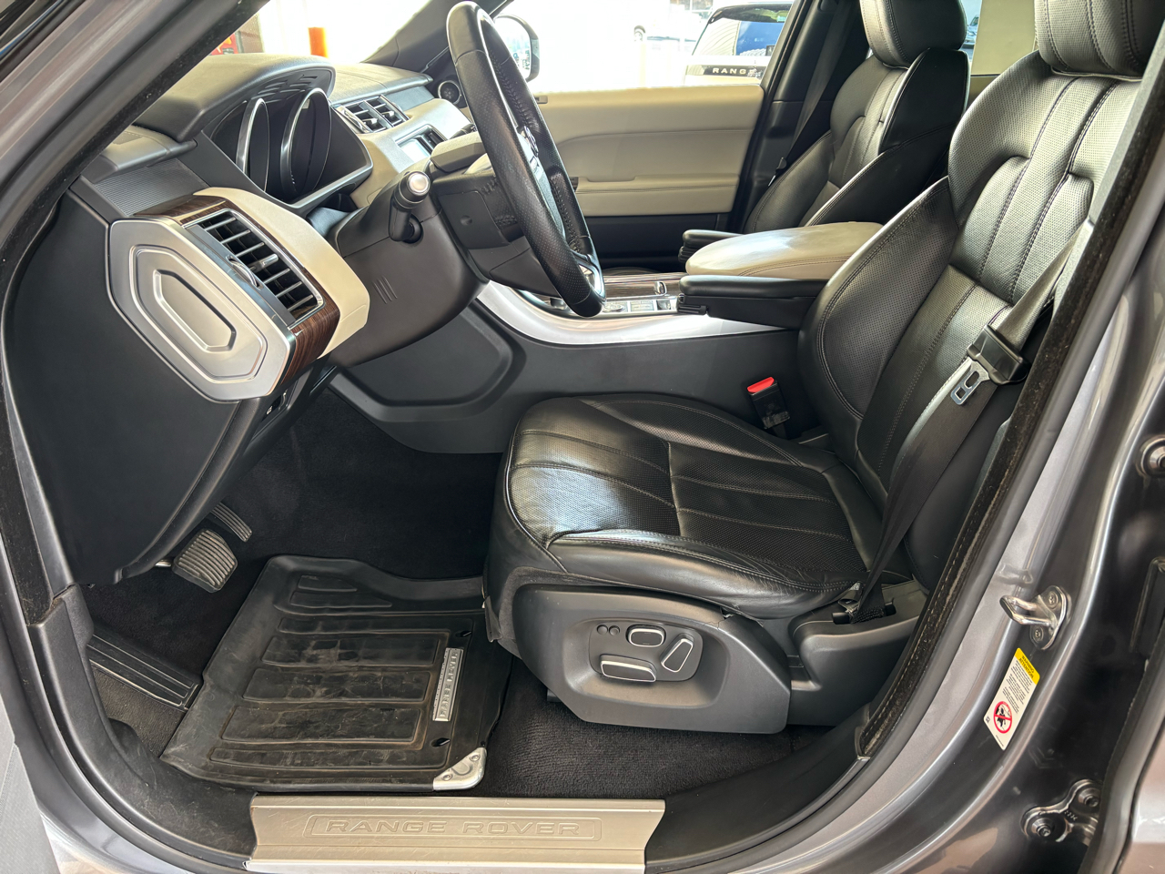 Land Rover Range Rover Sport 4WD 4dr HSE 2014