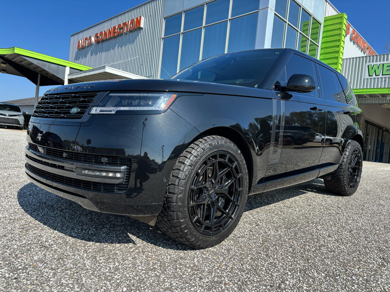 Land Rover Range Rover P550e Autobiography SWB 2024