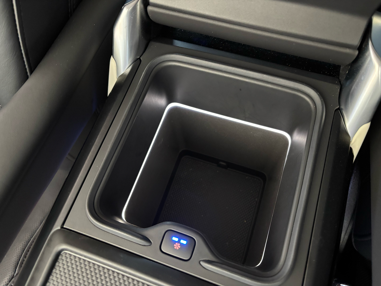 Land Rover Range Rover P550e Autobiography SWB 2024